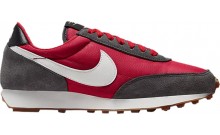 Grey Red Nike Wmns Daybreak Track Shoes Mens QG2438-276